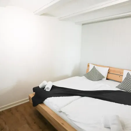 Apartman Brand New, 5min To Paradise ! *